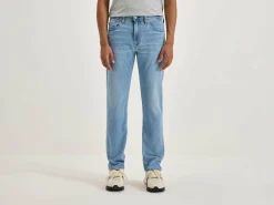 LEVI'S® 502™ Taper Jeans