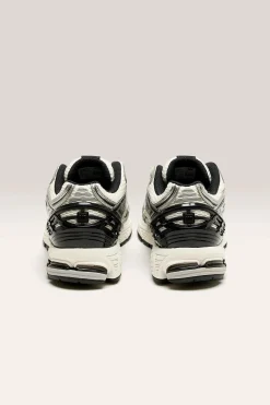 NEW BALANCE 1906R Voor Vrouwen